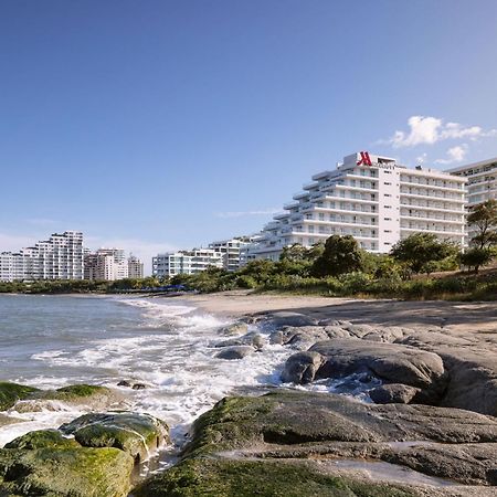 Santa Marta Marriott Resort Playa Dormida Екстериор снимка The hotel from the beach
