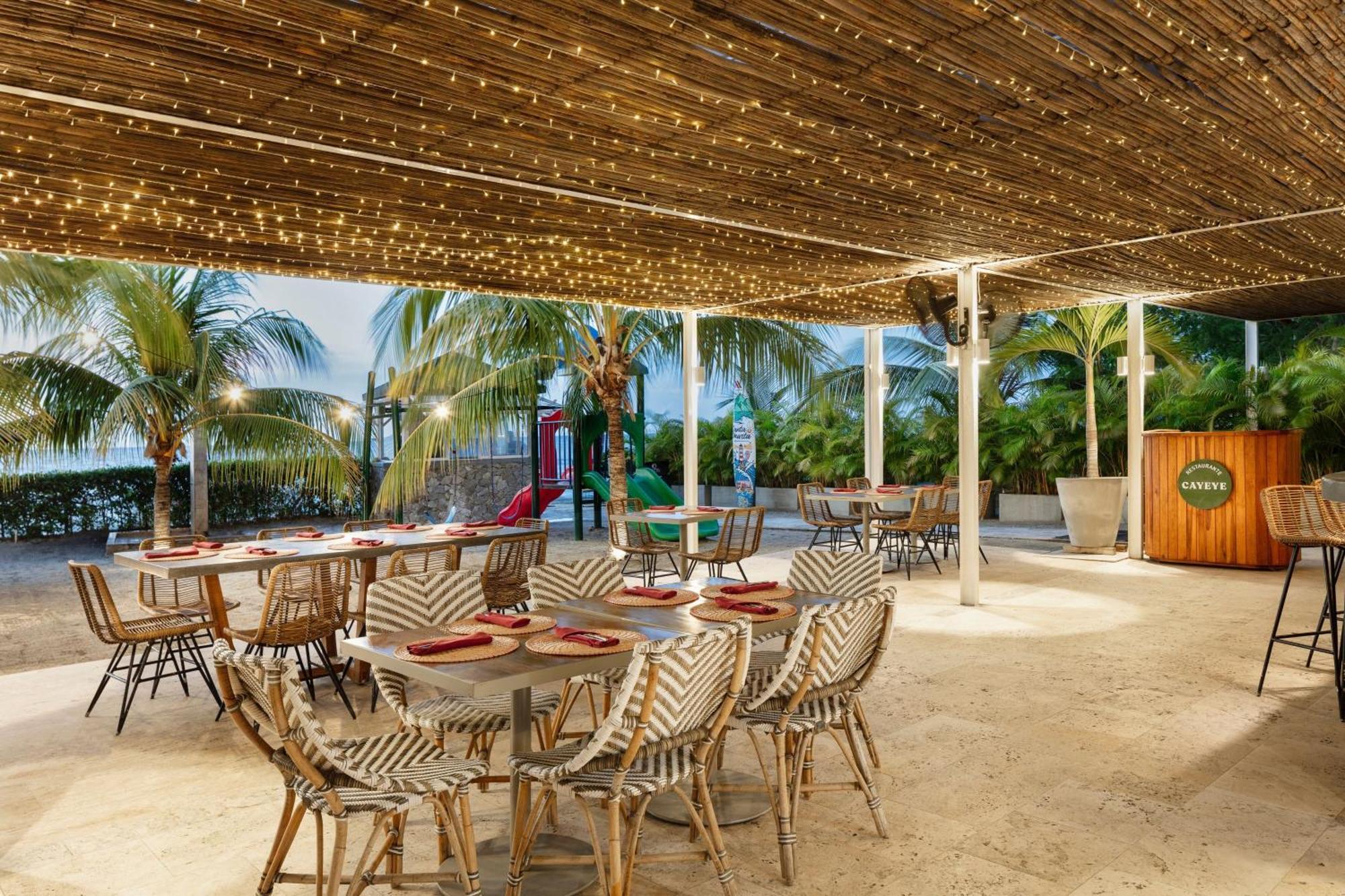 Santa Marta Marriott Resort Playa Dormida Екстериор снимка The Beach Club