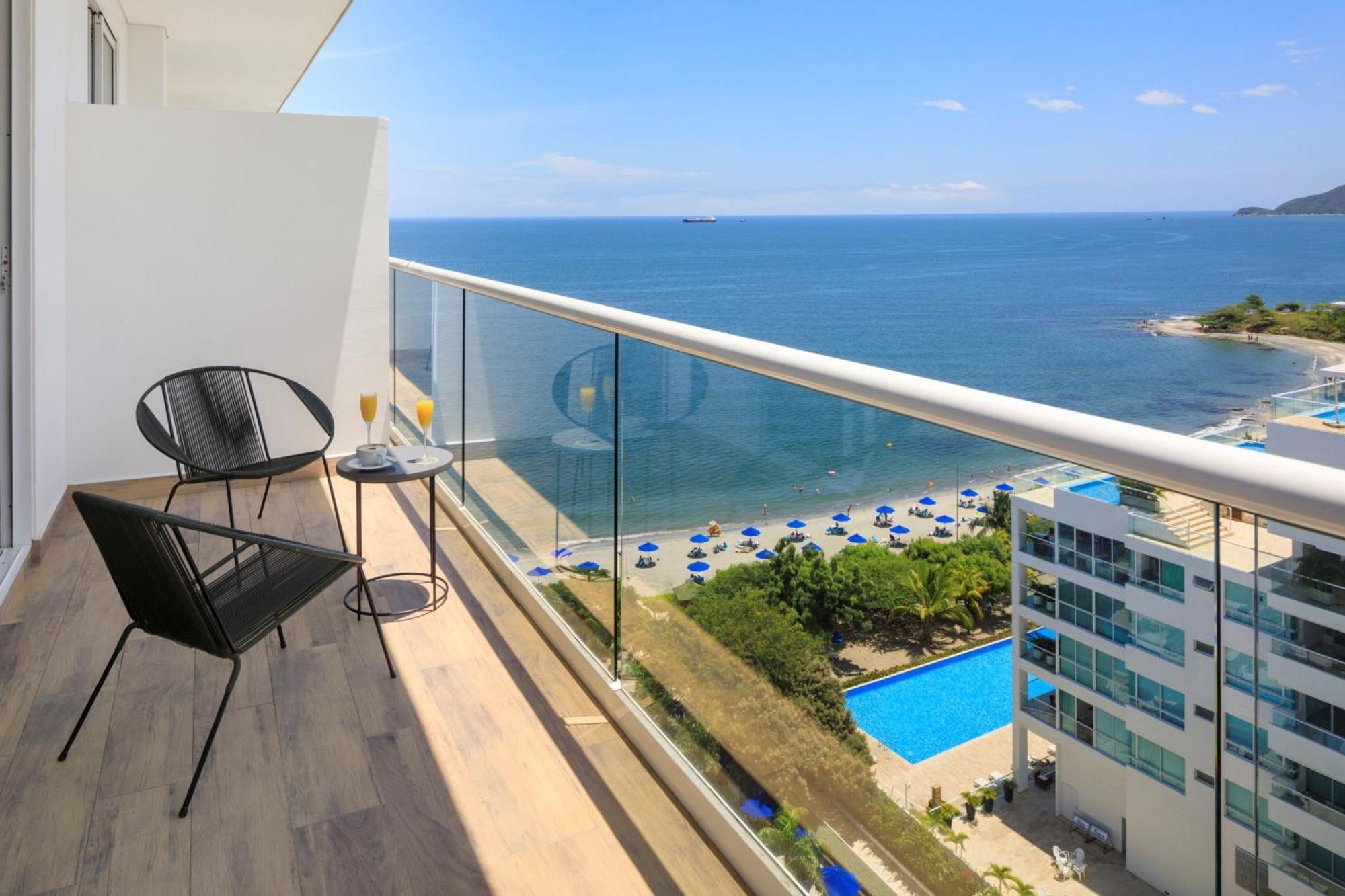 Santa Marta Marriott Resort Playa Dormida Екстериор снимка A balcony