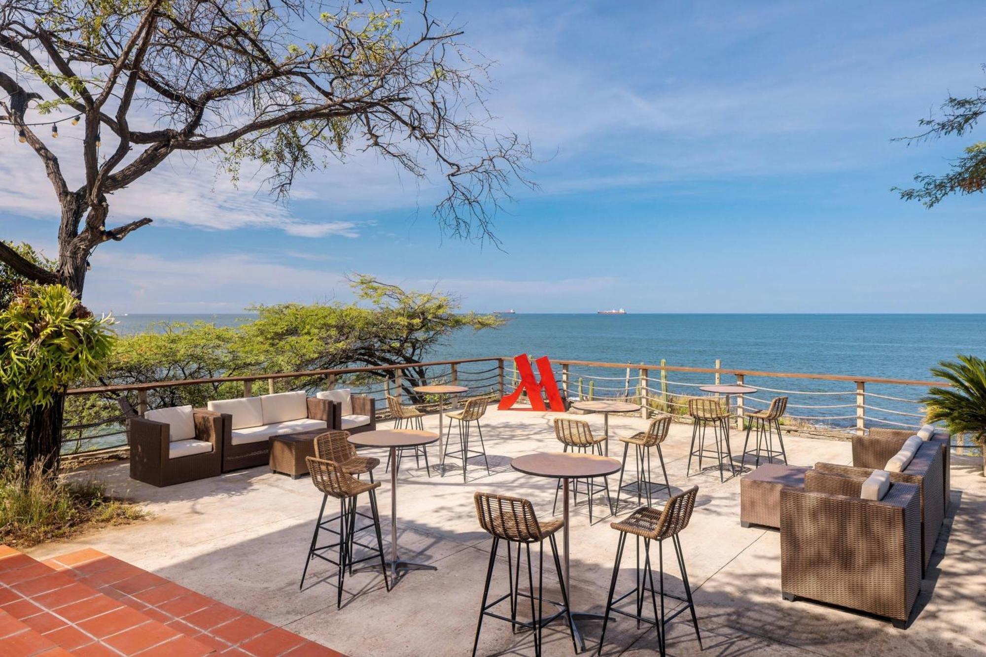 Santa Marta Marriott Resort Playa Dormida Екстериор снимка The W Lounge at Kilimanjaro International Airport